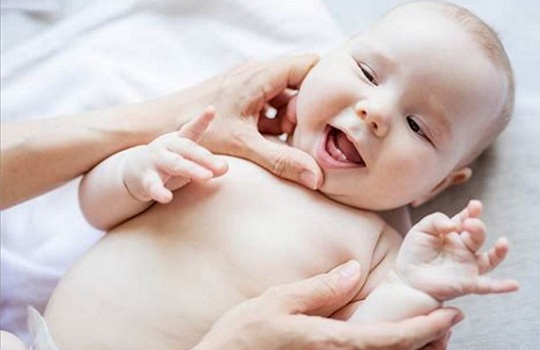 Ciri Bayi Tumbuh Gigi